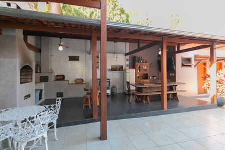 Casa à venda com 450m², 4 quartos e 10 vagasÁrea Gourmet