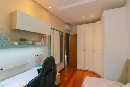 Casa à venda com 450m², 4 quartos e 10 vagasQuarto 3