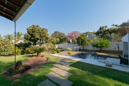 Casa à venda com 450m², 4 quartos e 10 vagasÁrea Externa