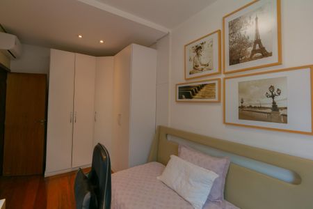 Casa à venda com 450m², 4 quartos e 10 vagasQuarto 3