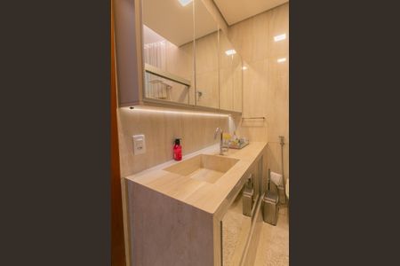 Casa à venda com 450m², 4 quartos e 10 vagasBanheiro da Suíte