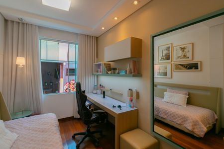 Casa à venda com 450m², 4 quartos e 10 vagasQuarto 3