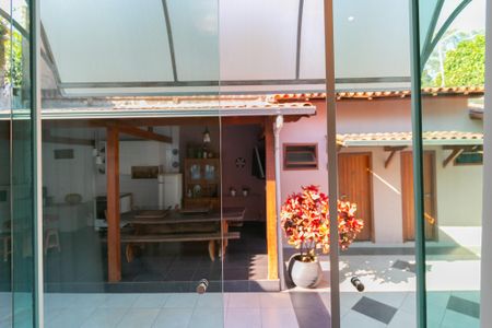 Casa à venda com 450m², 4 quartos e 10 vagasVista do Quarto 3