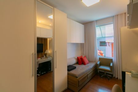 Casa à venda com 450m², 4 quartos e 10 vagasQuarto 1