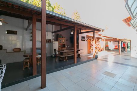 Casa à venda com 450m², 4 quartos e 10 vagasÁrea Gourmet