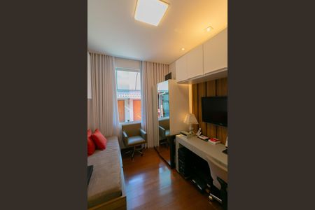 Casa à venda com 450m², 4 quartos e 10 vagasQuarto 1