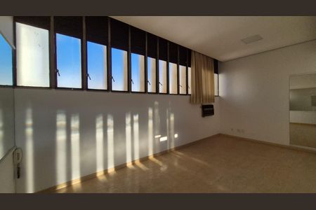 Apartamento para alugar com 1 quarto, 77m² em Funcionários, Belo Horizonte