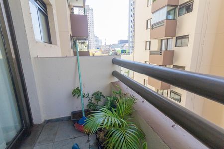 Apartamento para alugar com 61m², 2 quartos e 1 vaga Apartamento para alugar com 61m², 2 quartos e 1 vagaVaranda