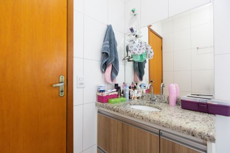 Casa de condomínio à venda com 120m², 3 quartos e 2 vagasBanheiro da Suíte 3