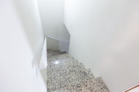 Casa de condomínio à venda com 120m², 3 quartos e 2 vagasCorredor