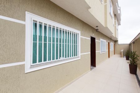 Casa de condomínio à venda com 120m², 3 quartos e 2 vagasEntrada