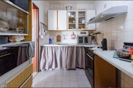 Apartamento para alugar com 107m², 2 quartos e 3 vagasCozinha