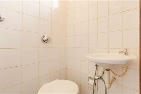 Apartamento para alugar com 107m², 2 quartos e 3 vagasBanheiro de serviço