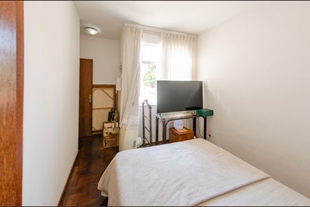 Apartamento para alugar com 107m², 2 quartos e 3 vagasQuarto 2