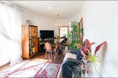 Apartamento para alugar com 107m², 2 quartos e 3 vagasSala