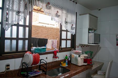 Casa à venda com 91m², 2 quartos e 2 vagasCozinha