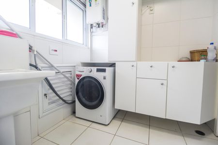 Apartamento para alugar com 223m², 2 quartos e 3 vagas Apartamento para alugar com 223m², 2 quartos e 3 vagasÁrea de Serviço