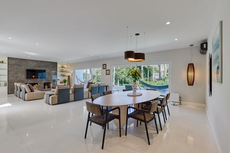 Casa à venda com 5 quartos, 706m² em Jardim Marajoara, São Paulo