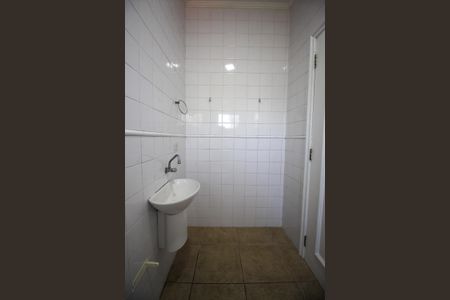 Casa à venda com 1200m², 5 quartos e 4 vagasBanheiro de Serviço