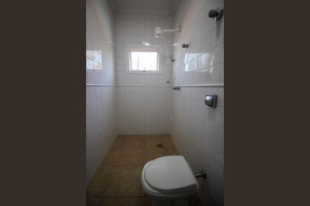 Casa à venda com 1200m², 5 quartos e 4 vagasBanheiro de Serviço