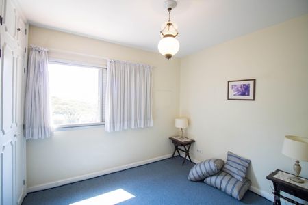 Apartamento à venda com 165m², 4 quartos e 2 vagas Apartamento à venda com 165m², 4 quartos e 2 vagasQuarto 2