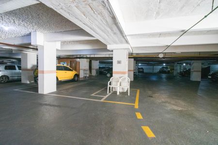 Apartamento à venda com 165m², 4 quartos e 2 vagas Apartamento à venda com 165m², 4 quartos e 2 vagasÁrea comum