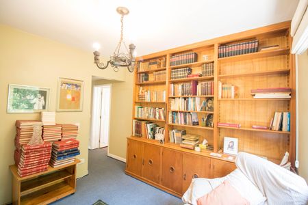 Apartamento à venda com 165m², 4 quartos e 2 vagas Apartamento à venda com 165m², 4 quartos e 2 vagasQuarto 1