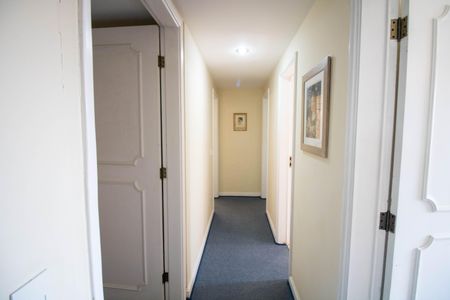 Apartamento à venda com 165m², 4 quartos e 2 vagas Apartamento à venda com 165m², 4 quartos e 2 vagasCorredor