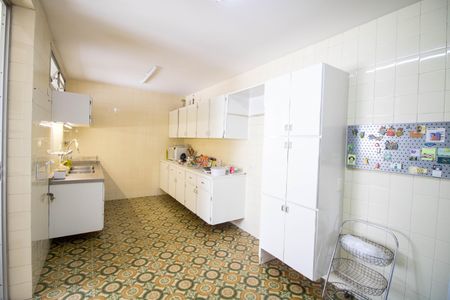 Apartamento à venda com 165m², 4 quartos e 2 vagas Apartamento à venda com 165m², 4 quartos e 2 vagasCozinha