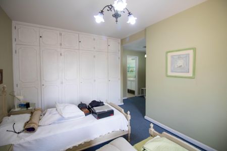 Apartamento à venda com 165m², 4 quartos e 2 vagas Apartamento à venda com 165m², 4 quartos e 2 vagasSuíte 2