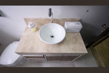 Casa para alugar com 150m², 3 quartos e 2 vagas Casa para alugar com 150m², 3 quartos e 2 vagasBanheiro