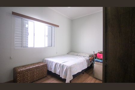 Casa para alugar com 150m², 3 quartos e 2 vagas Casa para alugar com 150m², 3 quartos e 2 vagasQuarto 2