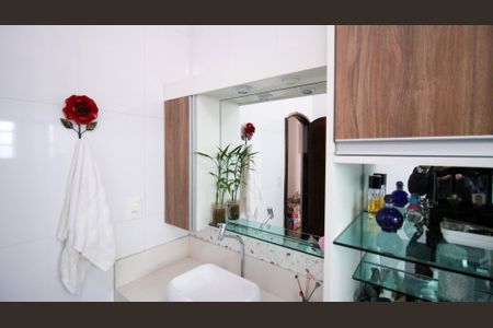 Casa para alugar com 150m², 3 quartos e 2 vagas Casa para alugar com 150m², 3 quartos e 2 vagasBanheiro Suíte