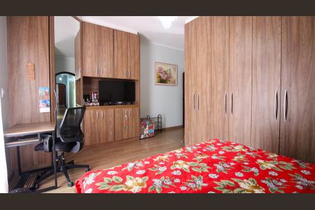 Casa para alugar com 150m², 3 quartos e 2 vagas Casa para alugar com 150m², 3 quartos e 2 vagasSuíte