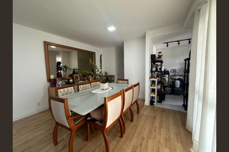 Apartamento para alugar com 120m², 3 quartos e 2 vagasSala