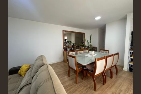 Apartamento para alugar com 120m², 3 quartos e 2 vagasSala
