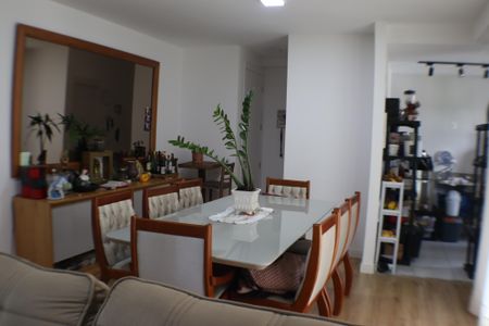 Apartamento para alugar com 120m², 3 quartos e 2 vagasSala