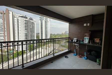 Apartamento para alugar com 120m², 3 quartos e 2 vagasVaranda