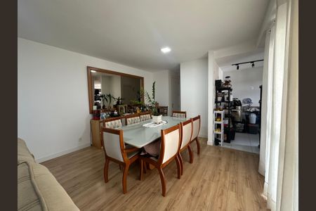 Apartamento para alugar com 120m², 3 quartos e 2 vagasSala