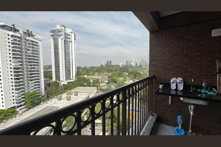 Apartamento para alugar com 120m², 3 quartos e 2 vagasVaranda