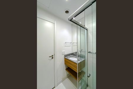 Banheiro de kitnet/studio à venda com 1 quarto, 19m² em Brás, São Paulo