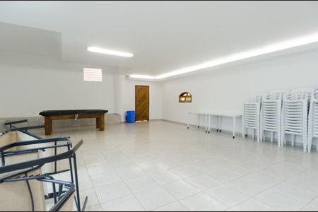 Apartamento à venda com 70m², 2 quartos e 1 vaga Apartamento à venda com 70m², 2 quartos e 1 vagaÁrea comum - Salão de festas