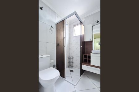 Apartamento à venda com 70m², 2 quartos e 1 vaga Apartamento à venda com 70m², 2 quartos e 1 vagaBanheiro Social