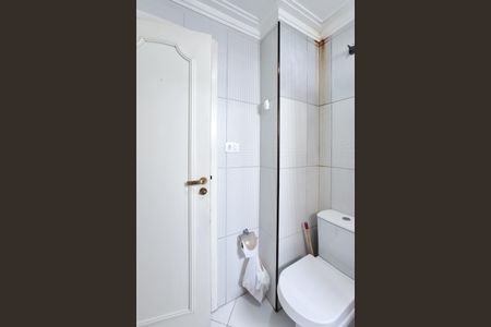 Apartamento à venda com 70m², 2 quartos e 1 vaga Apartamento à venda com 70m², 2 quartos e 1 vagaBanheiro Social