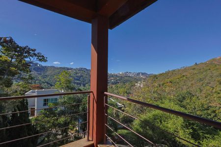 Casa de condomínio à venda com 350m², 3 quartos e 4 vagasQuarto 3 - Suíte