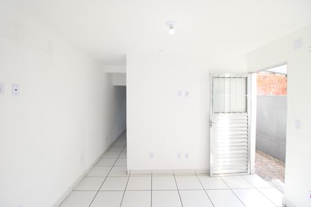 Casa para alugar com 50m², 2 quartos e sem vagaSala / Cozinha