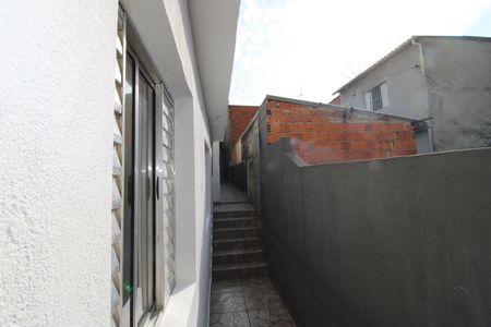 Casa para alugar com 50m², 2 quartos e sem vagaÁrea de Serviço