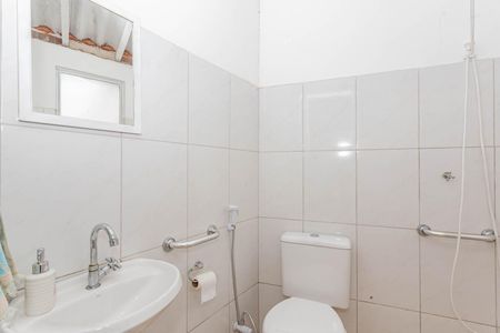 Casa à venda com 213m², 3 quartos e 3 vagasBanheiro de serviço