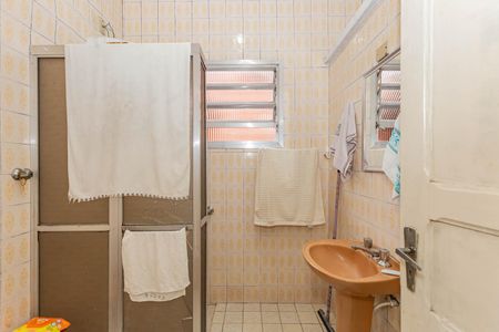 Casa à venda com 213m², 3 quartos e 3 vagasBanheiro