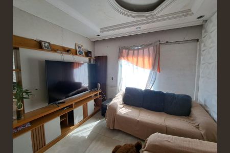 Casa à venda com 296m², 12 quartos e 4 vagas Casa à venda com 296m², 12 quartos e 4 vagassala 4